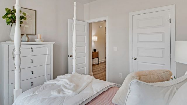 16 AZALEA DR, Somerville, TN 38068
