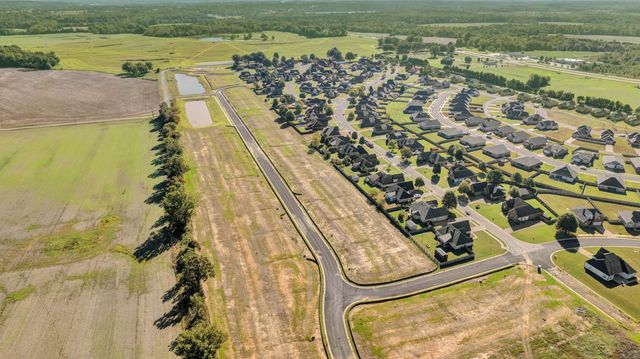 16 AZALEA DR, Somerville, TN 38068