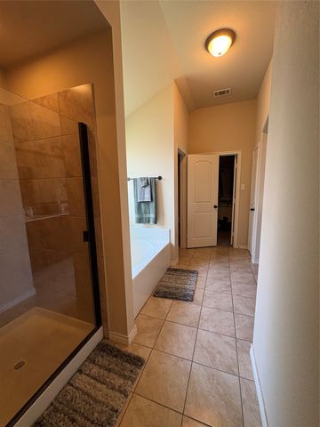 404 Brookhollow Lane, Saginaw, TX 76131