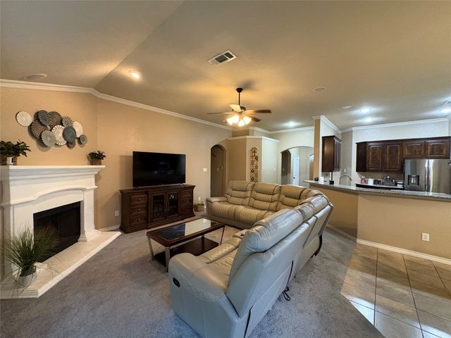 404 Brookhollow Lane, Saginaw, TX 76131