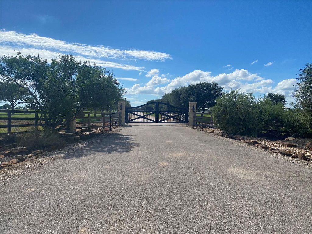 32007 Meadow View Lane, Waller, TX 77484