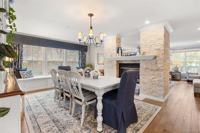 204 Mountain Ridge Drive 204, Mount Sinai, NY 11766