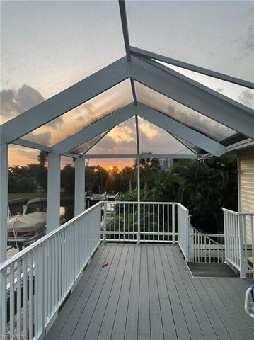 405 Cristobal ST, Naples, FL 34113