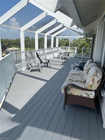 405 Cristobal ST, Naples, FL 34113