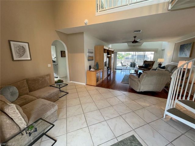 405 Cristobal ST, Naples, FL 34113