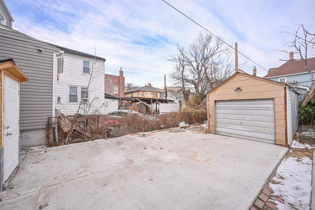 10315 124th Street, Richmond Hill, NY 11419