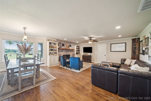 3465 N 205 Road, Beggs, OK 74421