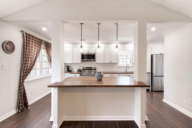 360 Stagecoach Way, Martinez, GA 30907