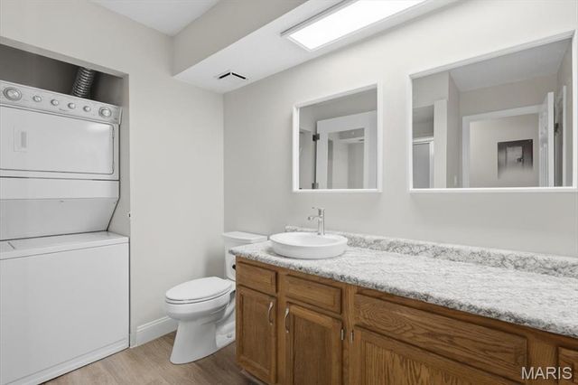 12966 Bryce Canyon Drive B, Maryland Heights, MO 63043