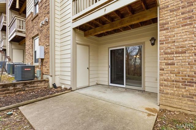 12966 Bryce Canyon Drive B, Maryland Heights, MO 63043