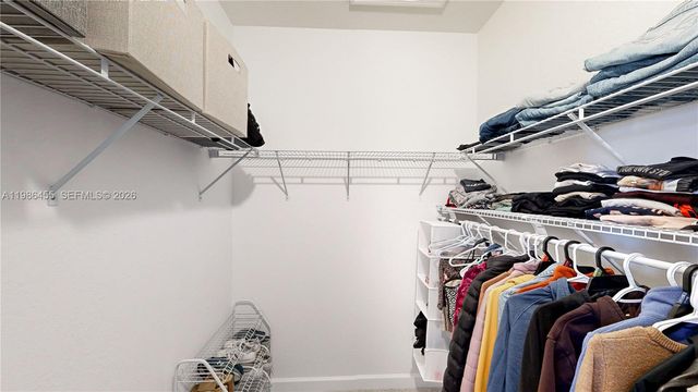 2333 SE 28th Ct, Homestead, FL 33035