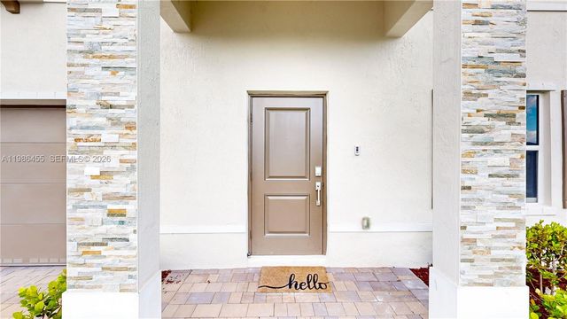 2333 SE 28th Ct, Homestead, FL 33035