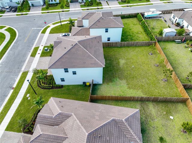 2333 SE 28th Ct, Homestead, FL 33035