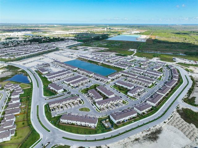 2333 SE 28th Ct, Homestead, FL 33035