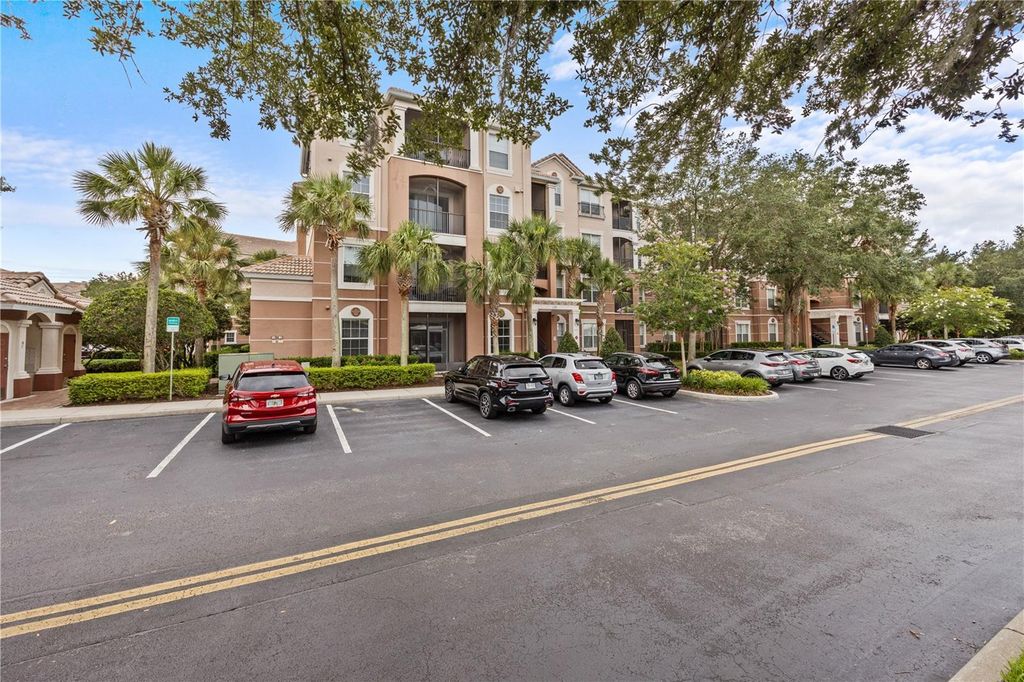 1351 VENEZIA COURT 301, Davenport, FL 33896
