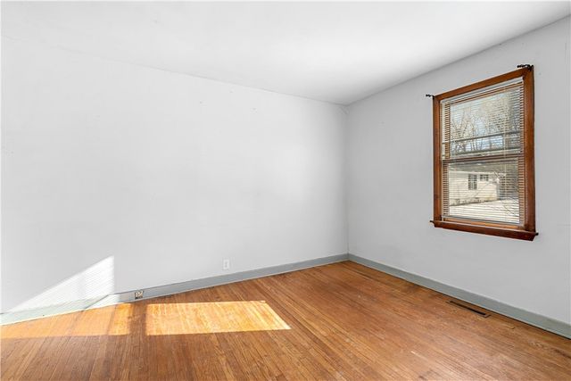 8 Pleasantview Place, Whitestown, NY 13492