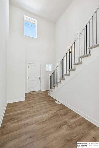 7813 N 116th Avenue, Omaha, NE 68142