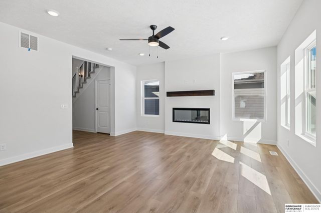 7813 N 116th Avenue, Omaha, NE 68142