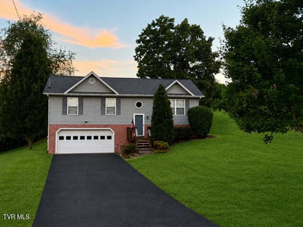 371 Mockingbird Place, Jonesborough, TN 37659