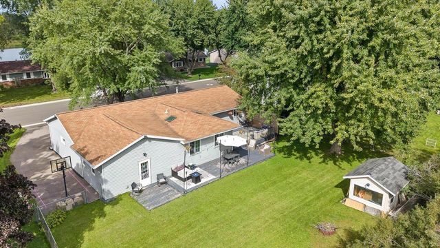 521 Dennis Drive, Deforest, WI 53532
