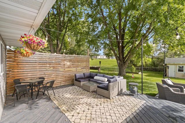 521 Dennis Drive, Deforest, WI 53532