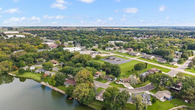 521 Dennis Drive, Deforest, WI 53532