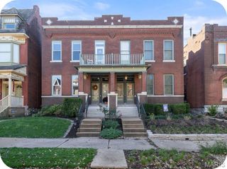 4006 Russell Boulevard, St Louis, MO 63110
