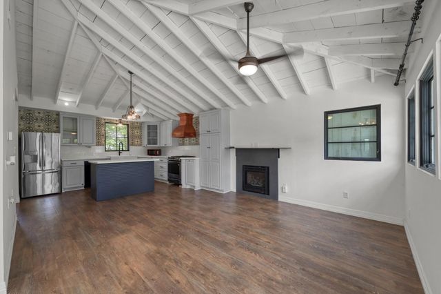 13368 Southshore Drive, Conroe, TX 77304
