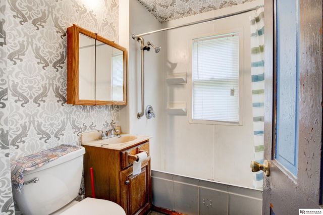 3919 Miami Street, Omaha, NE 68111