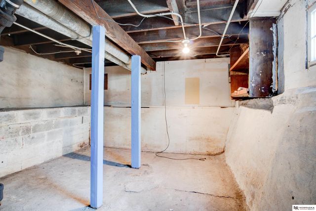 3919 Miami Street, Omaha, NE 68111