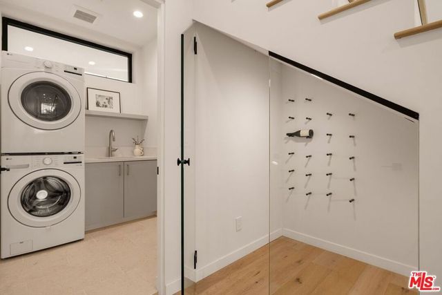 2165 E Little Las Flores Road, Topanga, CA 90290