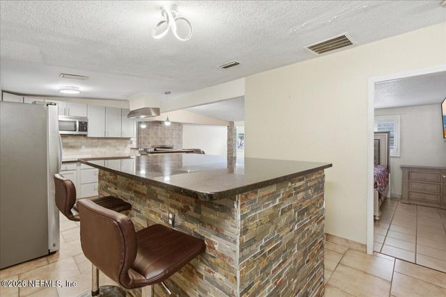 9716 DEVONSHIRE Boulevard, Jacksonville, FL 32208