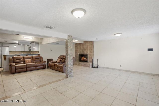 9716 DEVONSHIRE Boulevard, Jacksonville, FL 32208