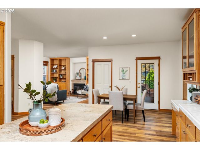 8539 Sw 166TH Ter, Beaverton, OR 97007