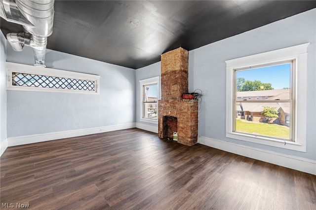 1412 W 84th Street, Cleveland, OH 44102