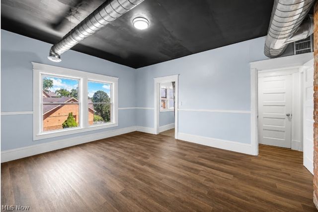 1412 W 84th Street, Cleveland, OH 44102