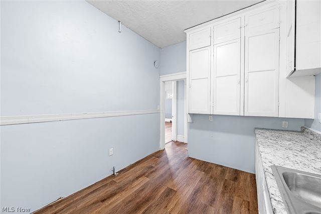 1412 W 84th Street, Cleveland, OH 44102