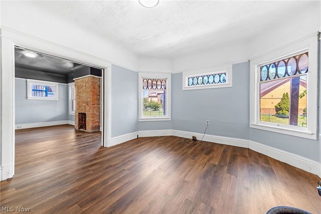 1412 W 84th Street, Cleveland, OH 44102