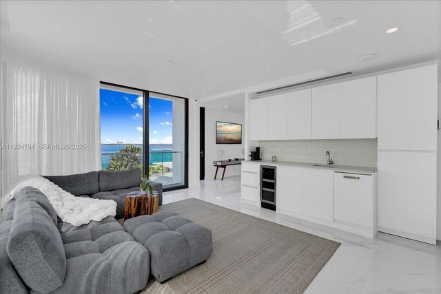 11 Century Lane, Miami Beach, FL 33139