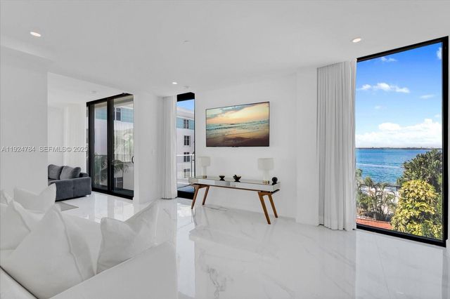 11 Century Lane, Miami Beach, FL 33139