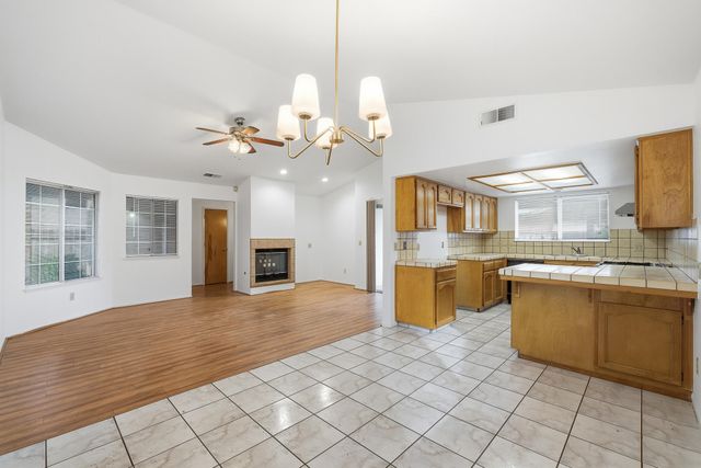 428 Napa Street, Tulare, CA 93274