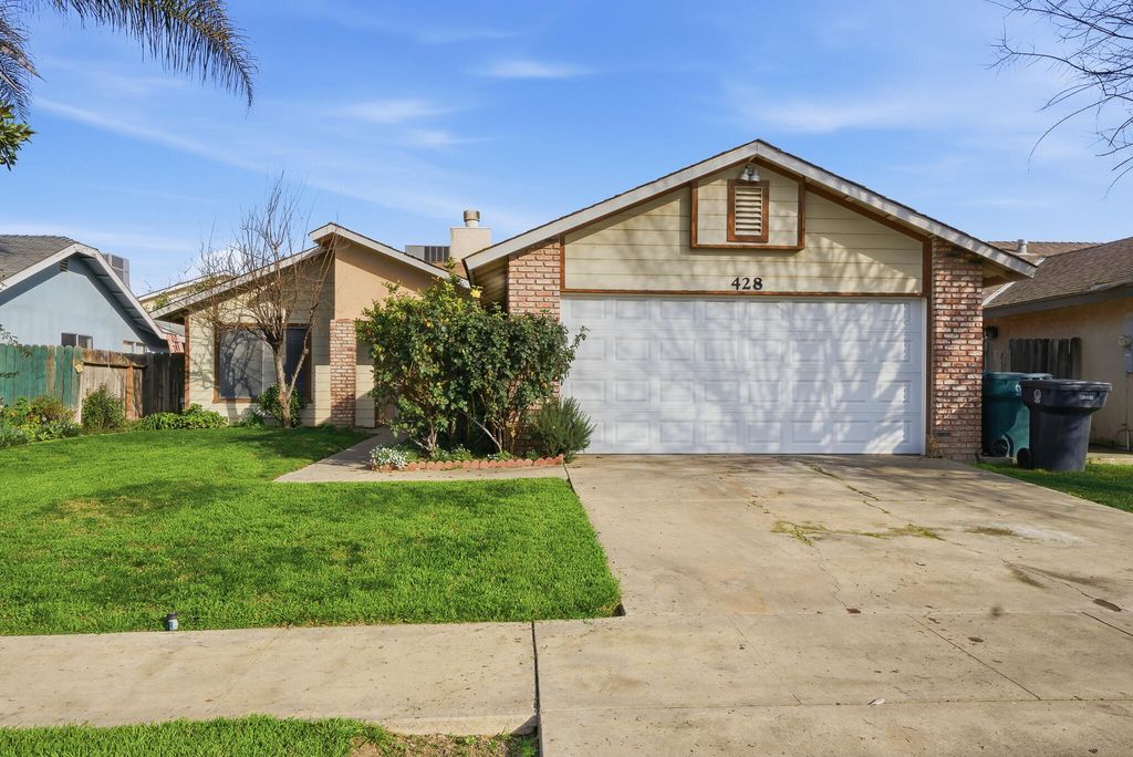 428 Napa Street, Tulare, CA 93274