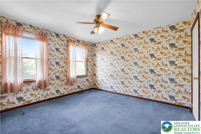 547 Roberts Road, Bushkill Twp, PA 18064