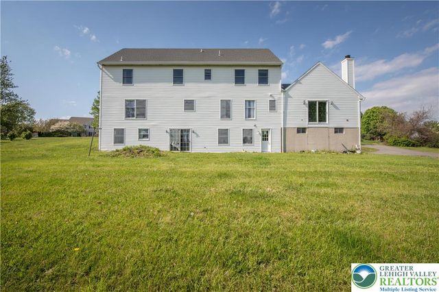 547 Roberts Road, Bushkill Twp, PA 18064