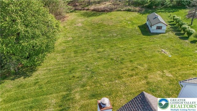 547 Roberts Road, Bushkill Twp, PA 18064