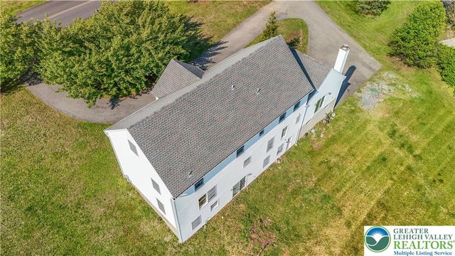 547 Roberts Road, Bushkill Twp, PA 18064