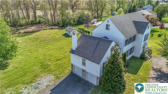 547 Roberts Road, Bushkill Twp, PA 18064