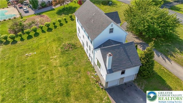 547 Roberts Road, Bushkill Twp, PA 18064