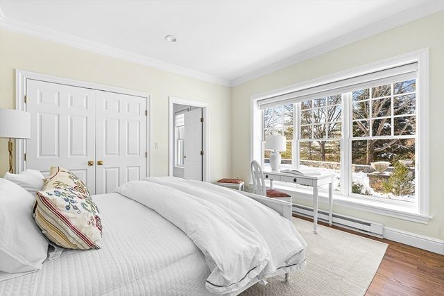 9 Sanderson Ln, Weston, MA 02493