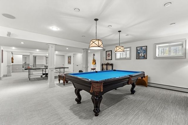 9 Sanderson Ln, Weston, MA 02493